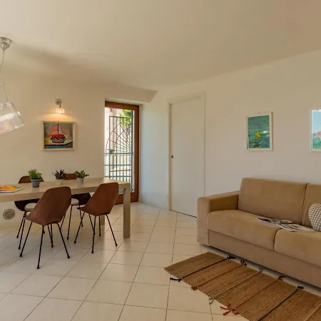 Casa Degli Angeli By Interhome شقة غْرافيدونا